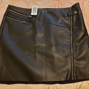 TORRID sassy skirt